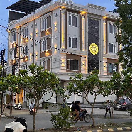 Hotel Rudhav Palace Ujjain Extérieur photo