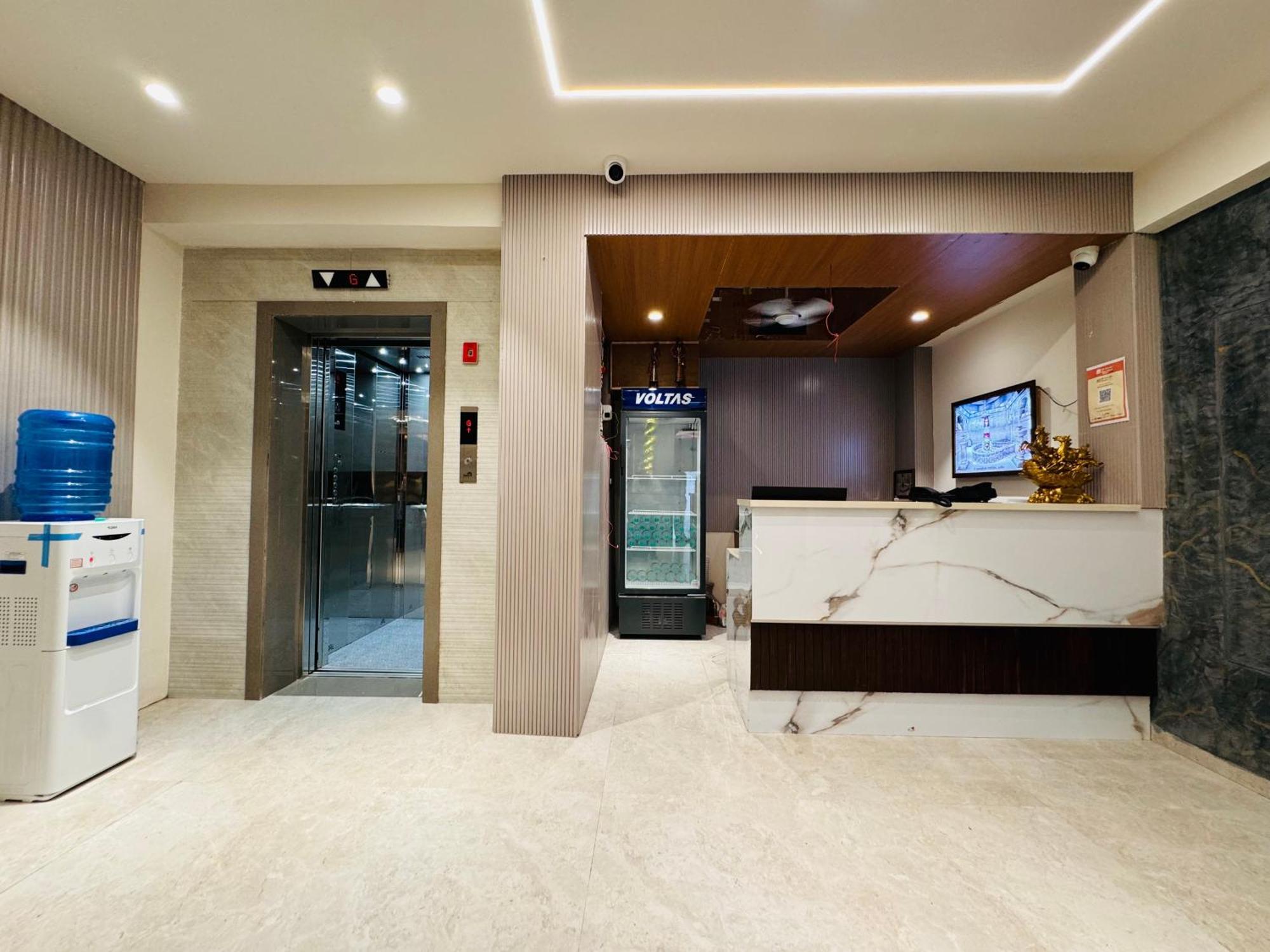 Hotel Rudhav Palace Ujjain Extérieur photo